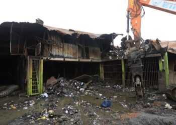 Ceagesp constrói estrutura provisória para os atingidos por incêndio