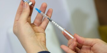 Vírus respiratórios seguem em alta no país, alerta Fiocruz